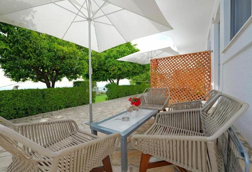 חדר משפחתי נוף לים, Eduard Lagji Apartament