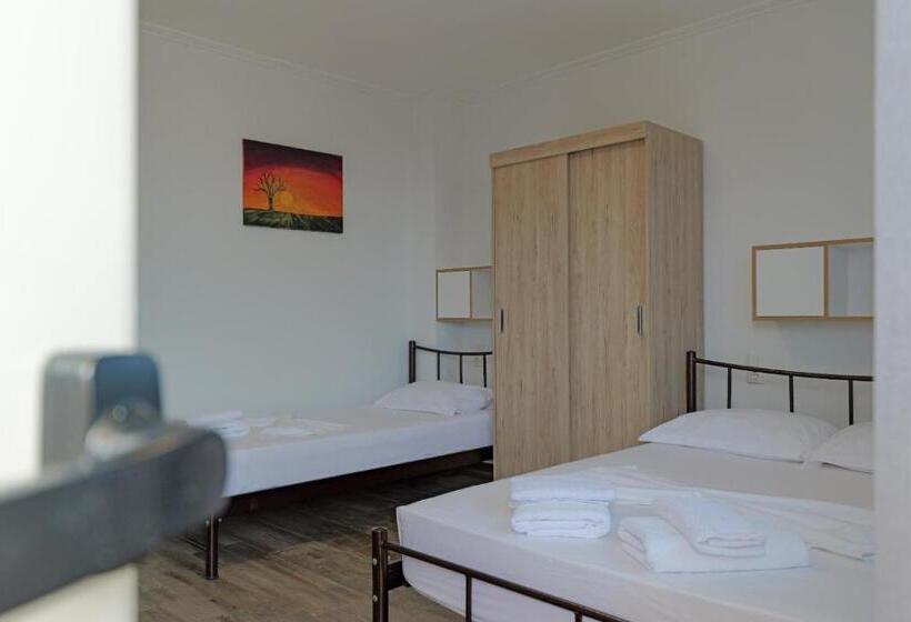 חדר סטנדרט לשלושה, Eduard Lagji Apartament