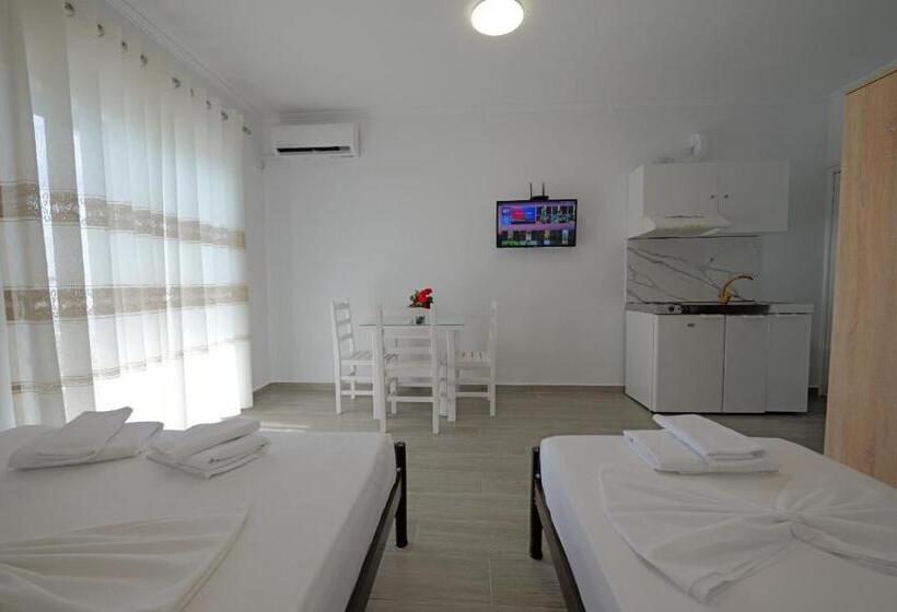Triple Room Sea View, Eduard Lagji Apartament
