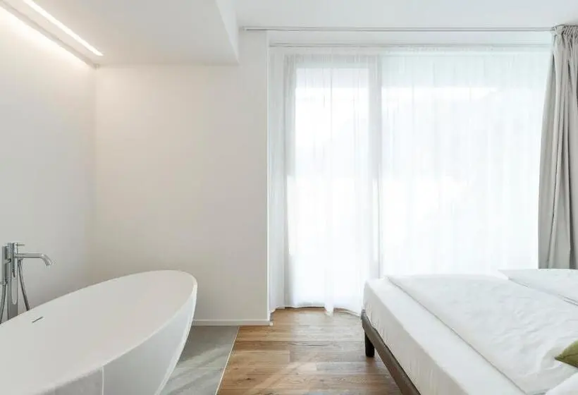 デラックススイート, Alea   Garda Lake Suite