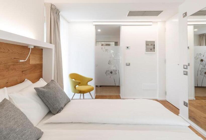 주니어 스위트, Alea   Garda Lake Suite