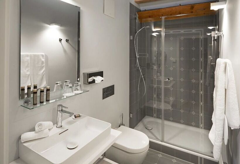 デラックスルーム, Gut Leben Am Morstein