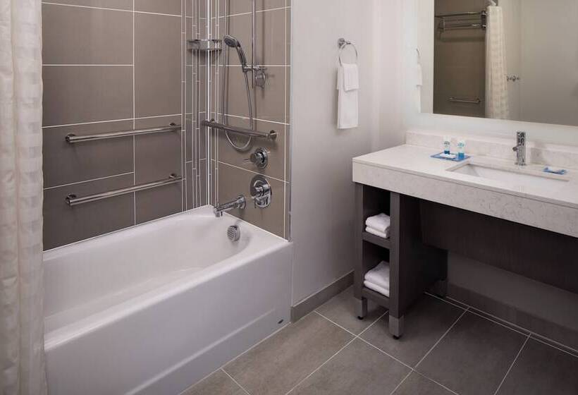 סוויטה מותאמת לאדם עם מוגבלויות, Hyatt House Augusta Downtown