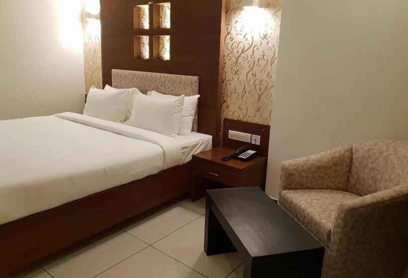 Deluxe-huone, Klase Hotels