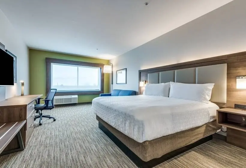 身障者適用スイートルーム, Holiday Inn Express & Suites   Denton South, An Ihg