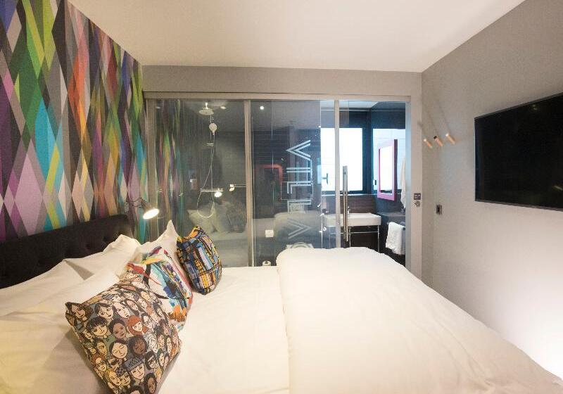 스탠다드 룸, Village Hotel Bristol Filton