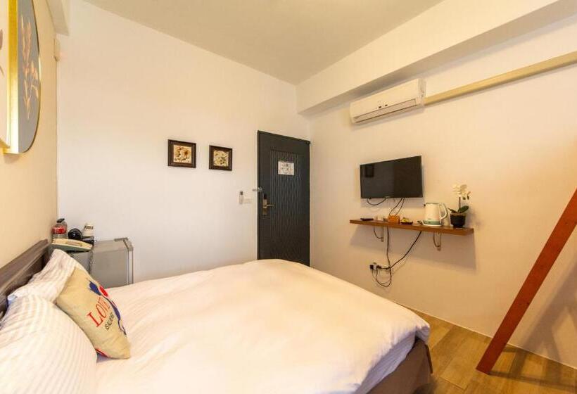 اتاق استاندارد چهار تخته, Jinguann B&b