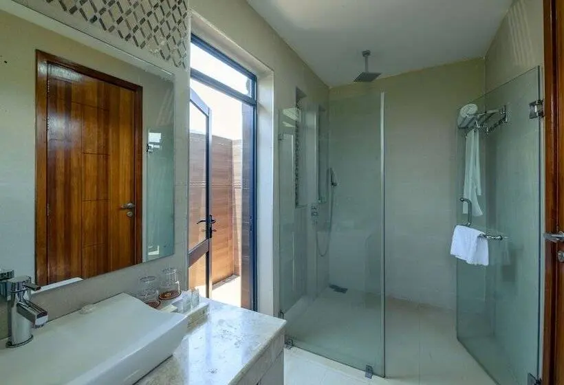 اتاق لوکس, Ciala Resort Hotels In Kisumu