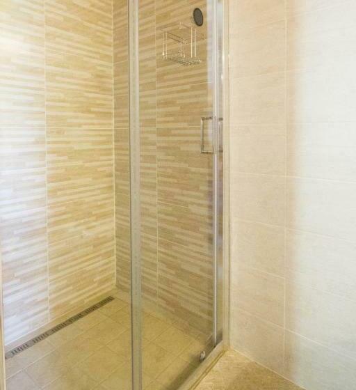 标准单人间, Agripodere Il Falco