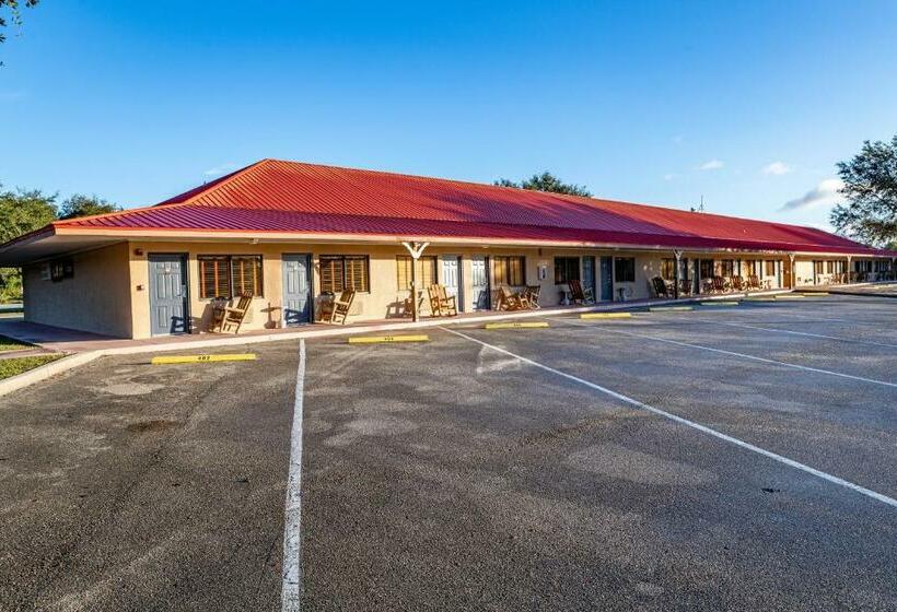 غرفة قياسية, Camp Mack, A Guy Harvey Lodge