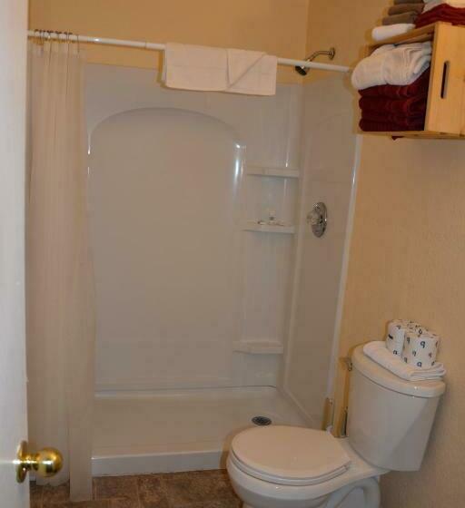 بنجلو قياسى 3 غرف نوم, Camp Mack, A Guy Harvey Lodge