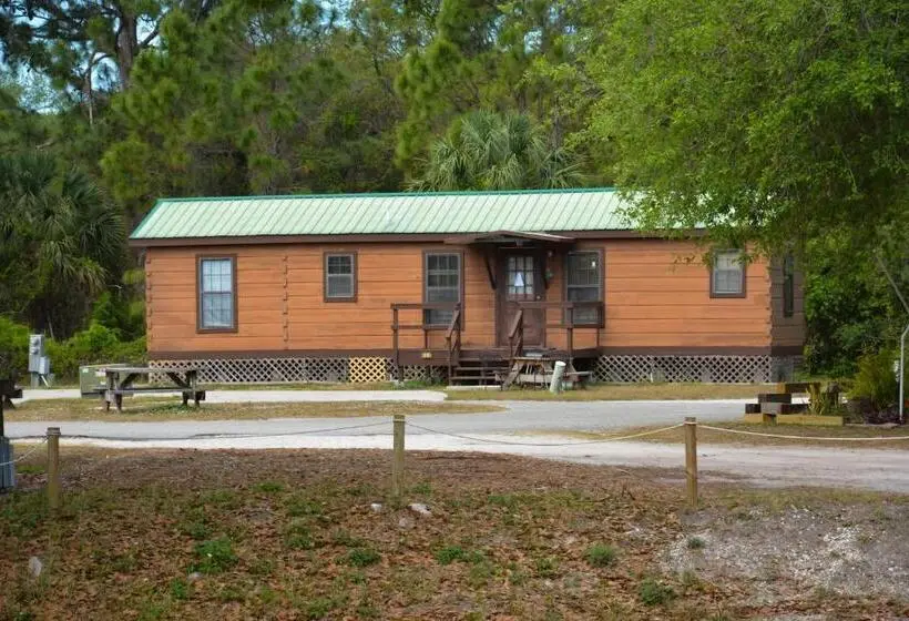 デラックスバンガロー, Camp Mack, A Guy Harvey Lodge