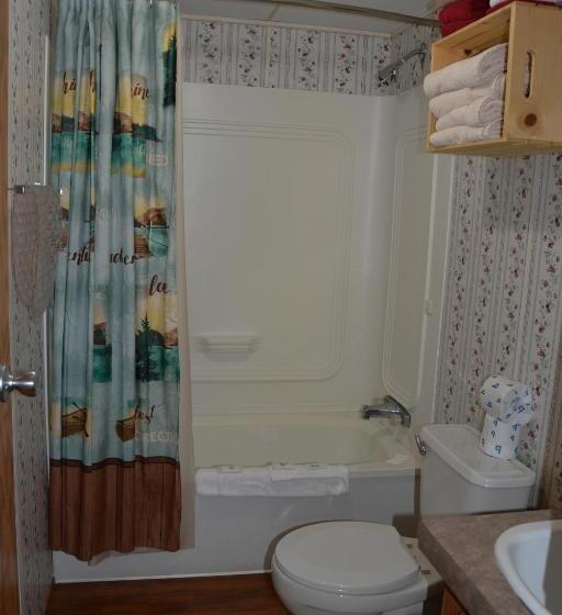 كابينة, Camp Mack, A Guy Harvey Lodge