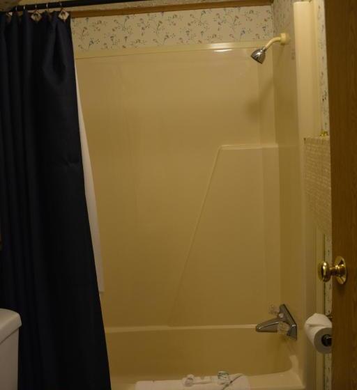 スタンダードバンガロー, Camp Mack, A Guy Harvey Lodge