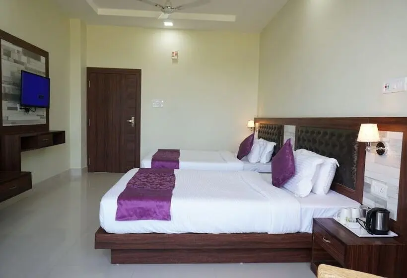 デラックスルーム, Pemaling Lords Eco Inn Guwahati