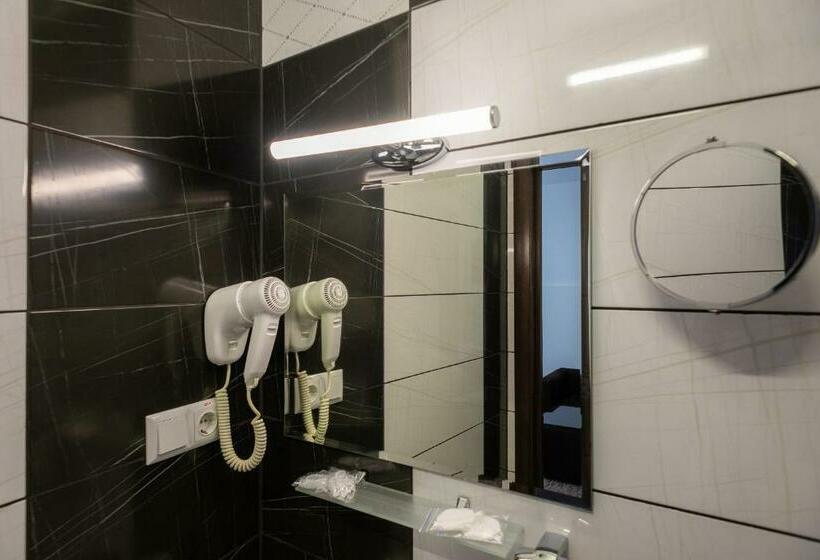 اتاق استاندارد, Rhombus