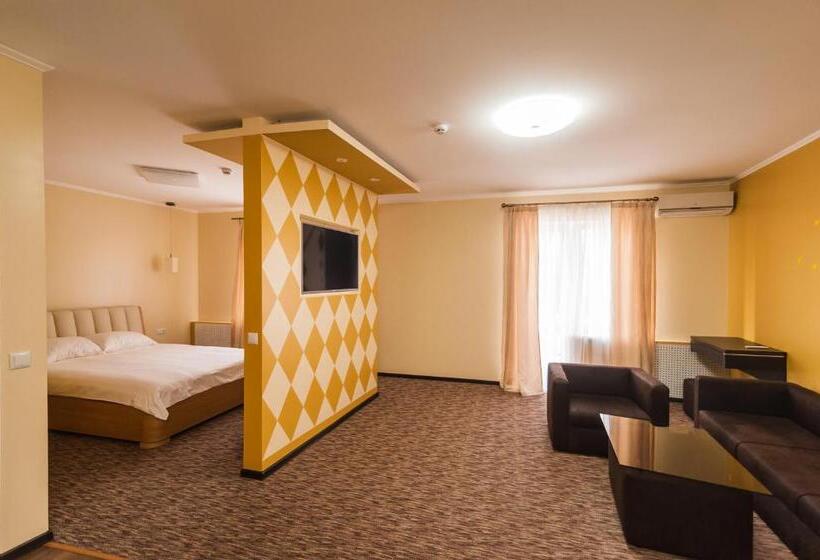 آپارتمان 1 خوابه با تراس, Rhombus