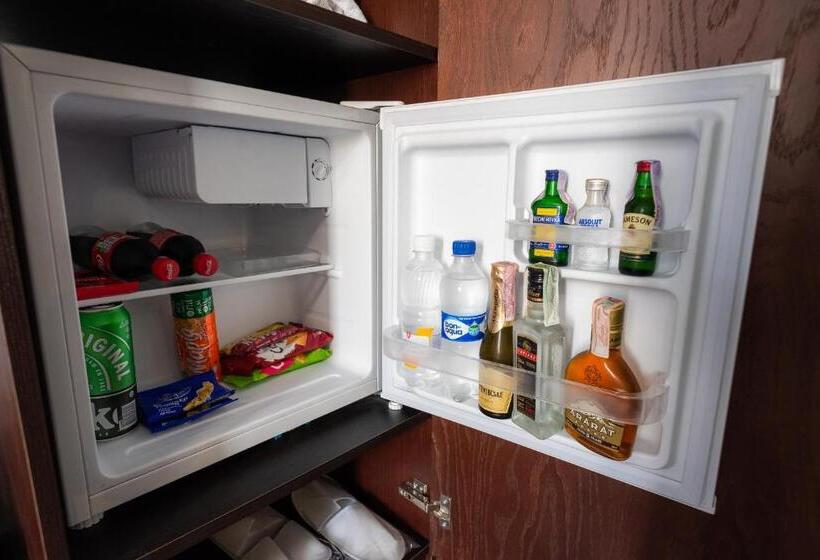 Suite with Terrace, Rhombus