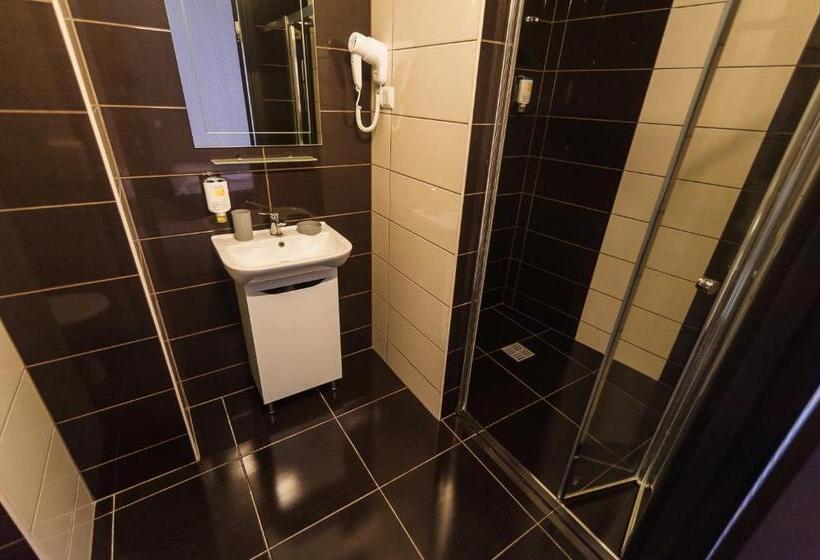 اتاق استاندارد یک نفره, Rhombus