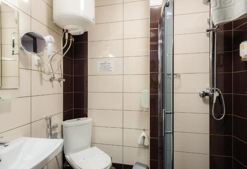 سوئیت با بالکن, Rhombus