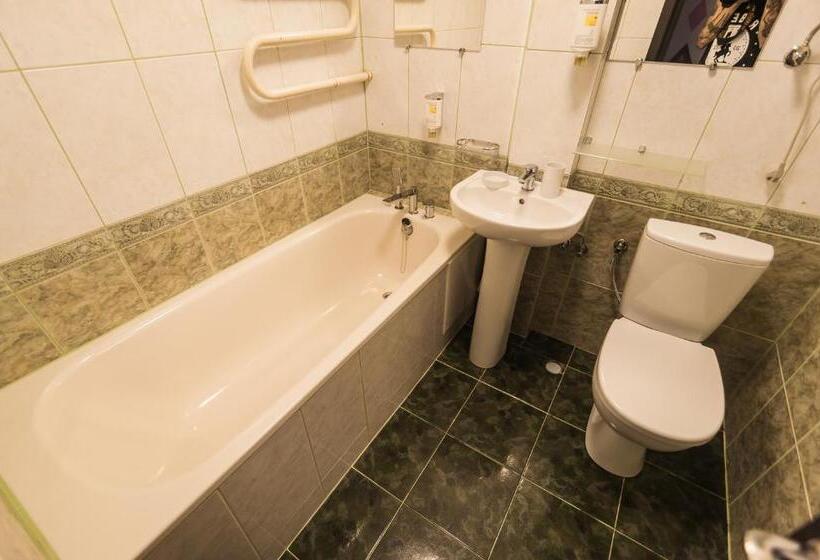 اتاق استاندارد با تخت بزرگ, Rhombus