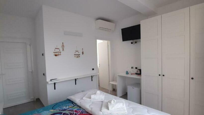 Номер Deluxe Вид на Море с Балконом, Olimpo Affittacamere