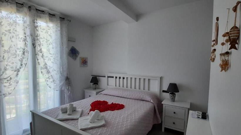 Номер Deluxe Вид на Море с Балконом, Olimpo Affittacamere