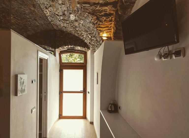 Номер Стандарт, Olimpo Affittacamere