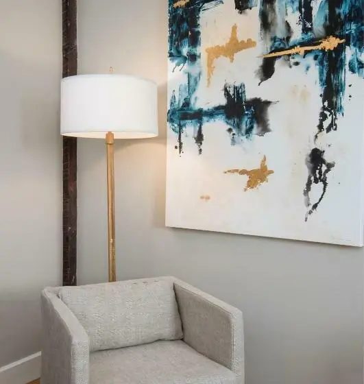キングサイズベッドのスタンダードルーム, The Stricklin Hotel  Florence