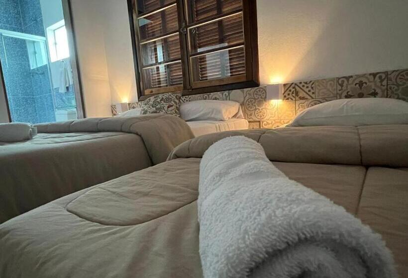 스탠다드 트리플 룸, Rogai Hotel Pousada