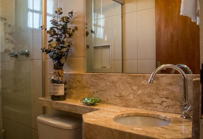 스위트, Rogai Hotel Pousada