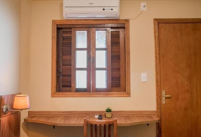 Люкс, Rogai Hotel Pousada