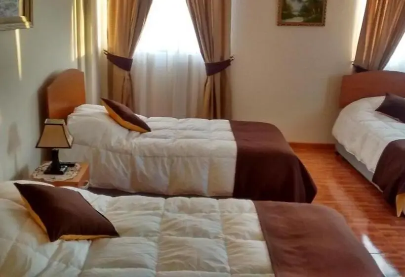 اتاق خانوادگی, Casa Huespedes Angoba