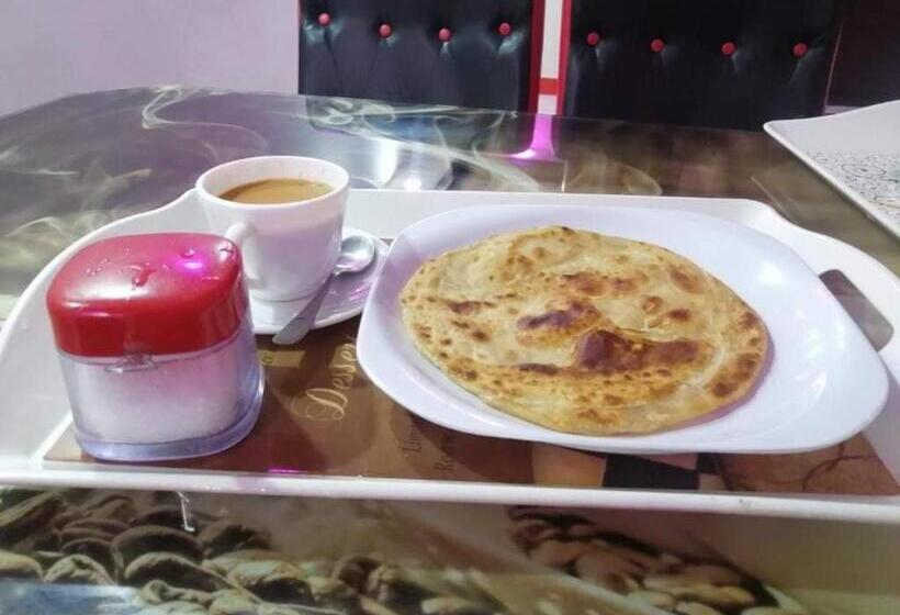 اتاق لوکس, Imperial Inn Karachi