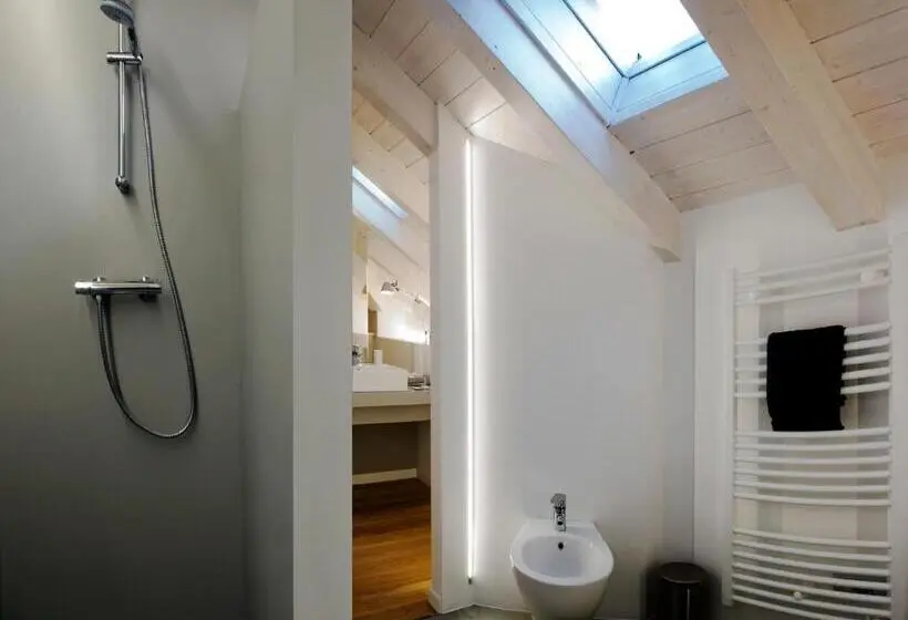 スーペリアの４人部屋, Manzoni 124 Bed&relax