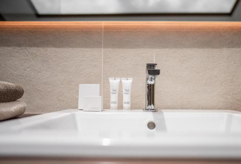 Стандартный Номер Кровать Кинг, Arya Alpine Lodge