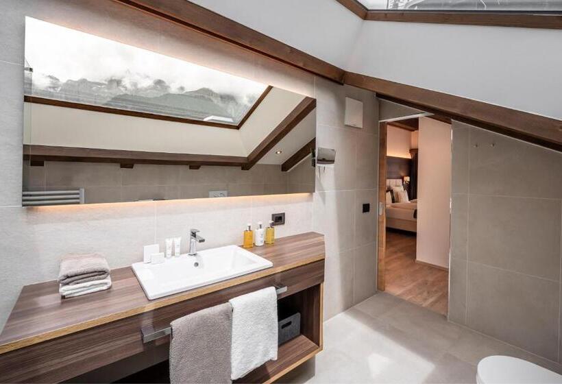 Стандартный Номер Кровать Кинг, Arya Alpine Lodge