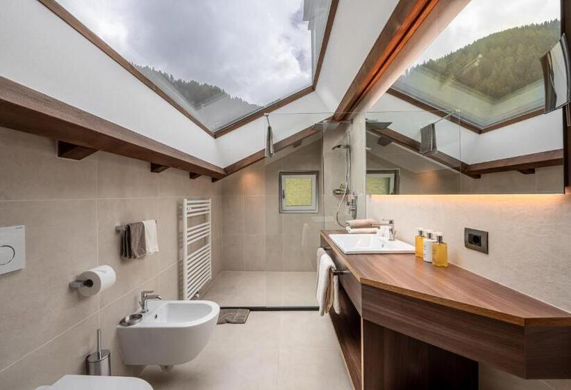 Стандартный Номер Кровать Кинг, Arya Alpine Lodge