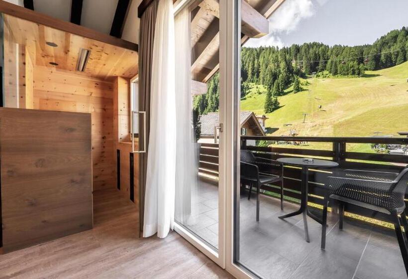 Полулюкс, Arya Alpine Lodge