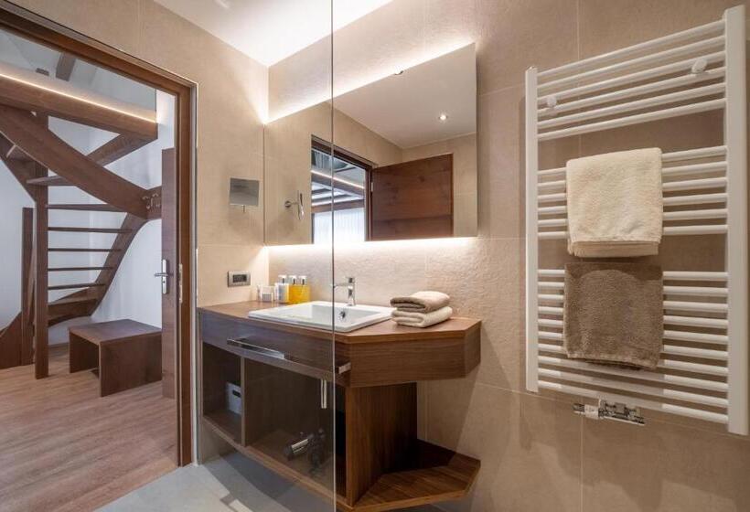 Стандартный Номер Кровать Кинг, Arya Alpine Lodge