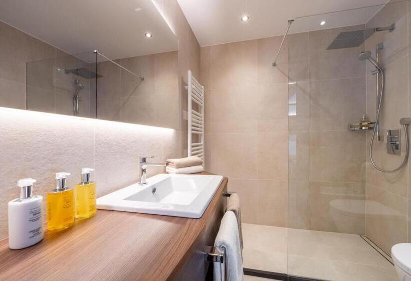 Стандартный Номер Кровать Кинг, Arya Alpine Lodge