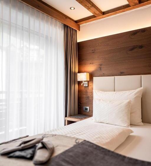 Стандартный Номер Кровать Кинг, Arya Alpine Lodge