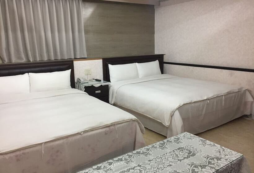 اتاق استاندارد چهار تخته, King Lo Tung