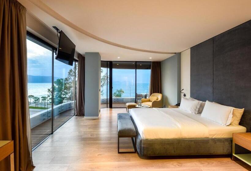 חדר דלוקס עם מרפסת נוף לים, Yacht