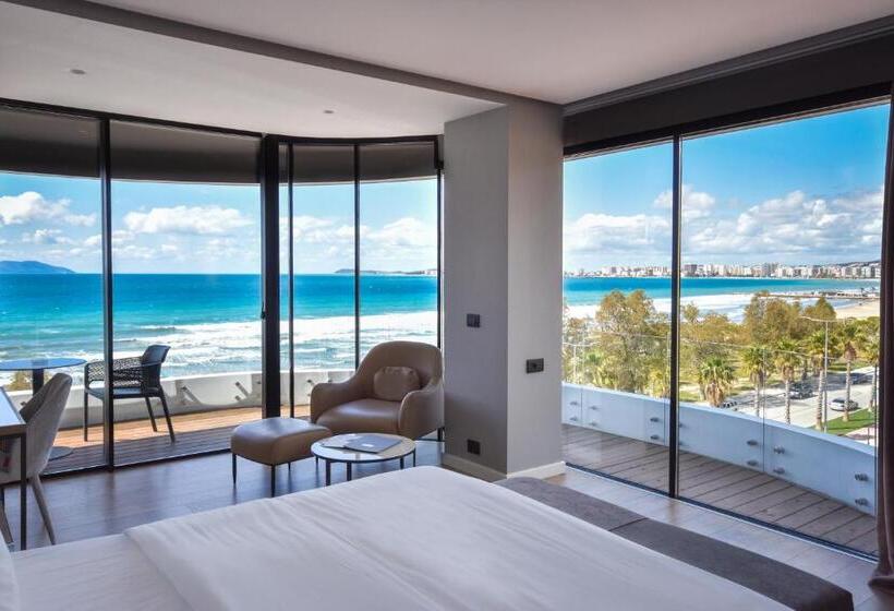 חדר סטנדרט נוף לים עם מרפסת, Yacht