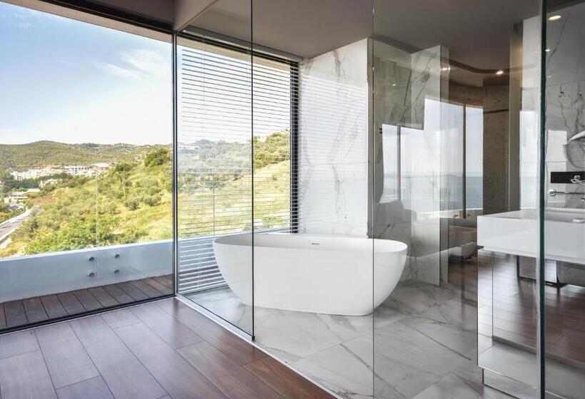 סוויטת דלוקס נוף לים, Yacht