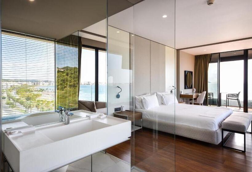 סוויטת דלוקס נוף לים, Yacht