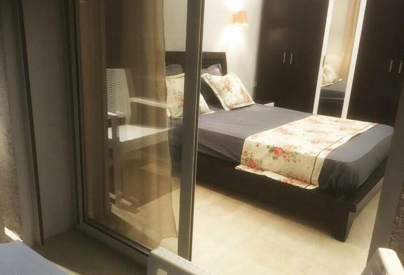 آپارتمان 1 خوابه با بالکن, London House