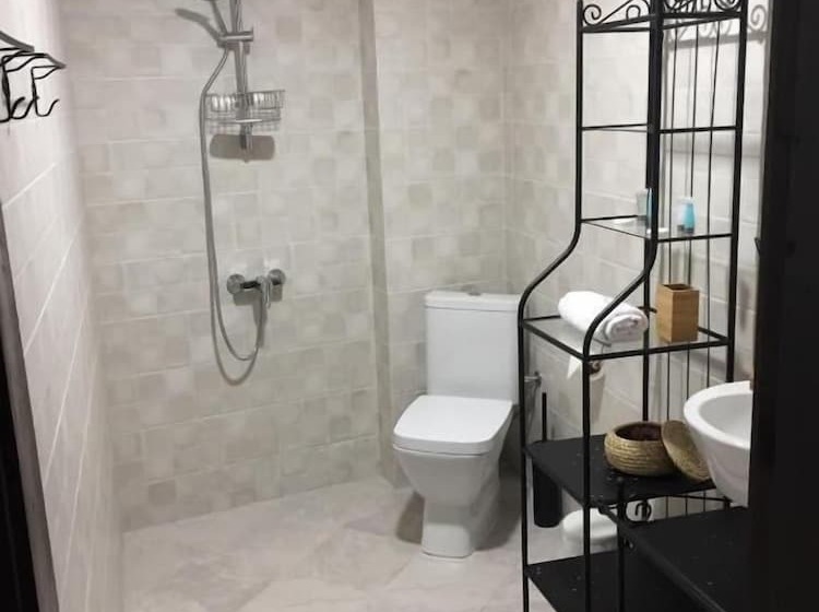 اتاق رمانتیک, History Inn Unique Guest House