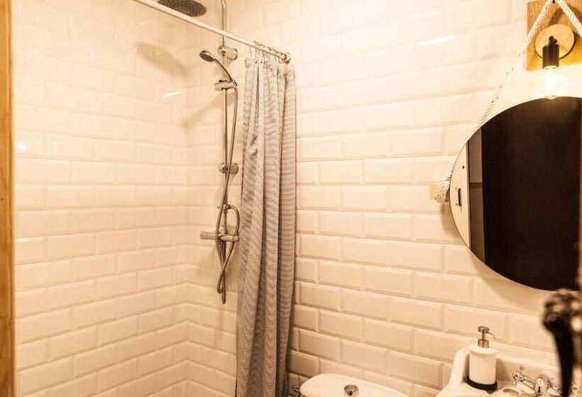 Standard room with outdoor bath, The Old Seaman Bed & Breakfast